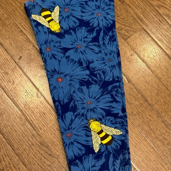 Lularoe Os Busy Bee Leggings - Picture 2 of 2